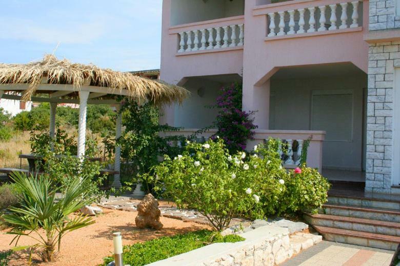 Apartments Mirjana - Stara Novalja Dış mekan fotoğraf